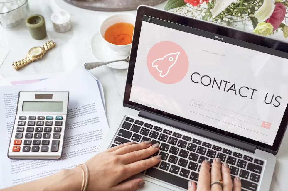 Formulario HTML 6 Pc donde enviar tu consulta