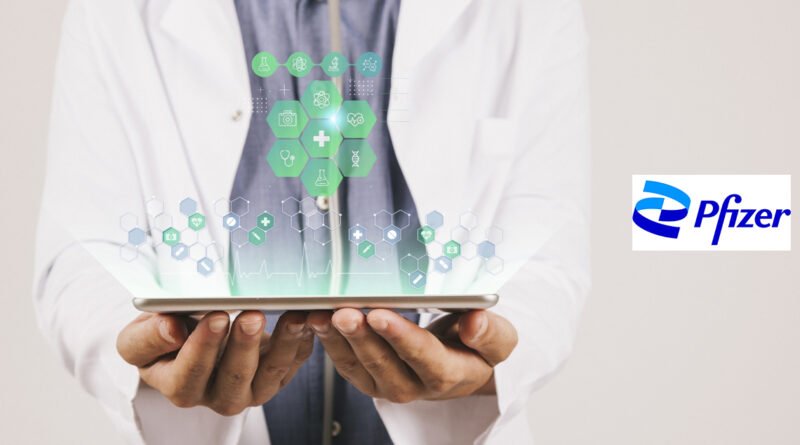 ¿Qué es la IA Generativa? 5 casos reales 6 Imagen de doctor con una tablet de pfizer - IA generativa - www.estefaniatiradomestre.com